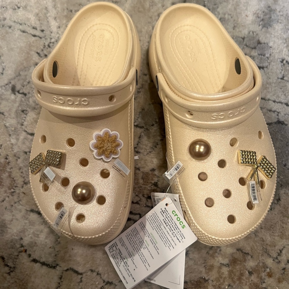 Crocs Classic Shimmer Clog - Cream